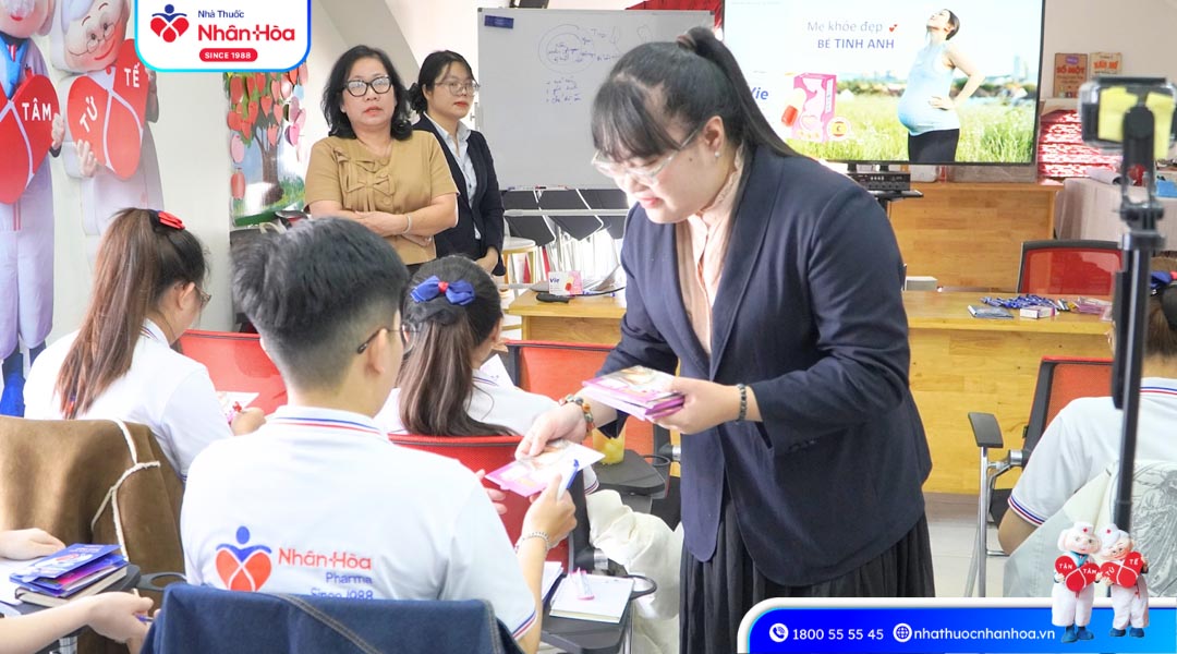 Đội Ngũ Dược Sĩ Nhân Hòa Tham Gia Buổi Đào Tạo Cùng MHD PHARMA